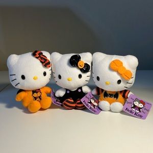 Sanrio Halloween 3 Hello Kitties by Jake’s Pacific. 2013.